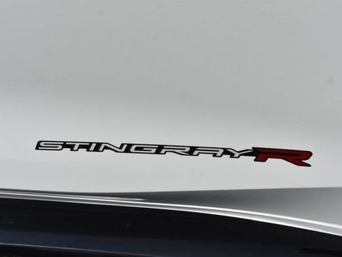Used 2023 Chevrolet Corvette Stingray Preferred Conv w/ Z51 Performance Package RWD image 12