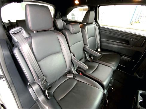 Used 2023 Honda Odyssey Sport image 40