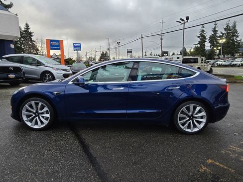 Used 2019 Tesla Model 3 Standard Range image 6
