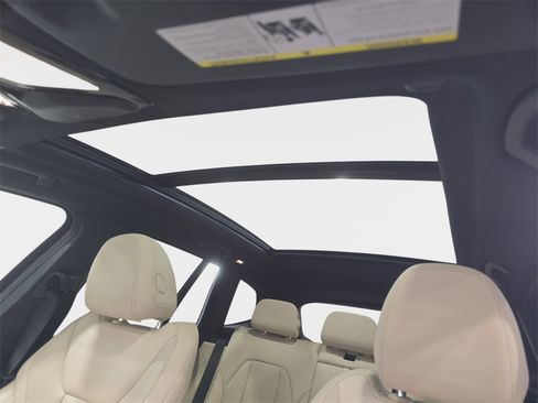 Used 2023 BMW X3 sDrive30i w/ Premium Package image 28