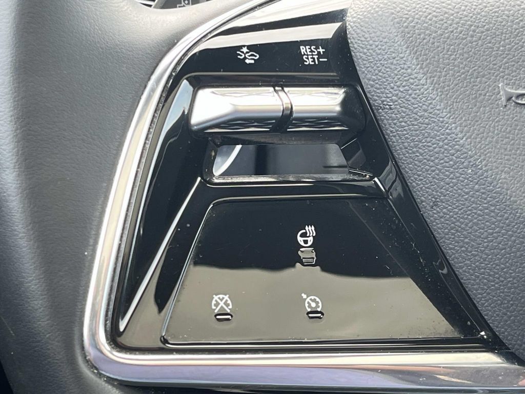 Certified 2024 Cadillac Lyriq Sport AWD/4WD image 36