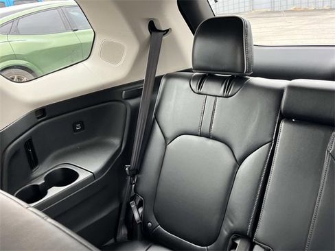 Used 2023 Honda Pilot Elite image 23