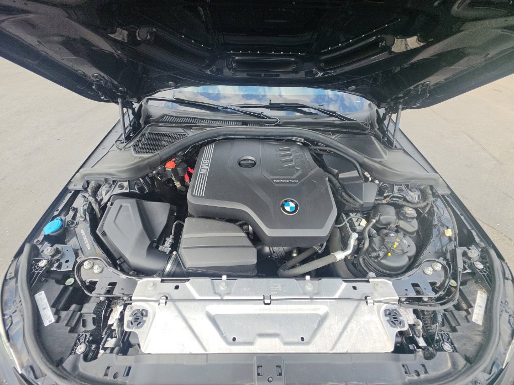 Used 2023 BMW 230i xDrive Coupe w/ Premium Package AWD/4WD image 10