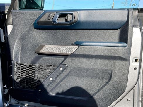 Used 2022 Ford Bronco Outer Banks image 21