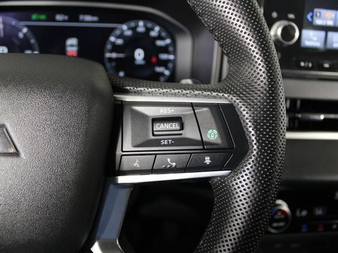 Used 2023 Mitsubishi Outlander 4WD Plug-In Hybrid image 26