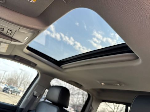 Used 2015 Chevrolet Silverado 2500 LTZ image 25