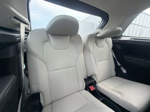 Certified 2024 Volvo XC90 B6 Plus w/ Protection Package Premier AWD/4WD image 19