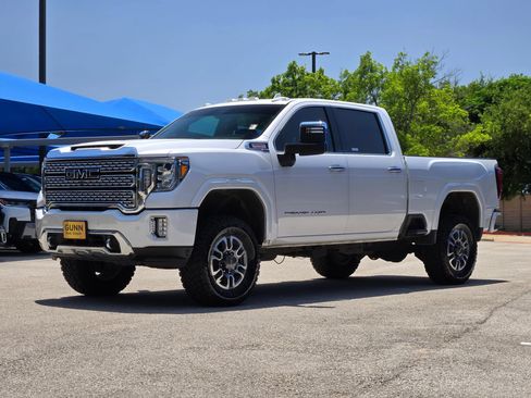 Used 2020 GMC Sierra 3500 Denali w/ Denali Ultimate Package AWD/4WD image 7