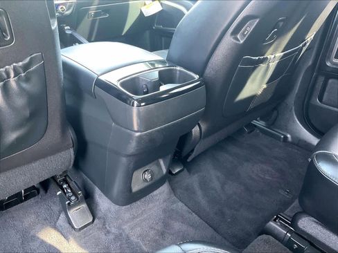 Used 2024 Kia Telluride S w/ S Sunroof Package image 28