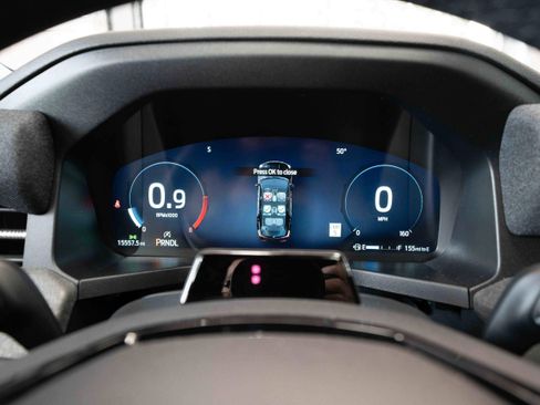 Used 2025 Ford Explorer Platinum w/ LUX Leather Package image 16