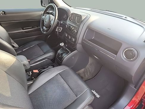 Used 2017 Jeep Patriot Sport w/ Power Value Group image 13