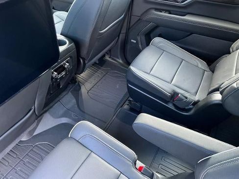 New 2026 GMC Yukon XL Elevation w/ Elevation Premium Package AWD/4WD image 12