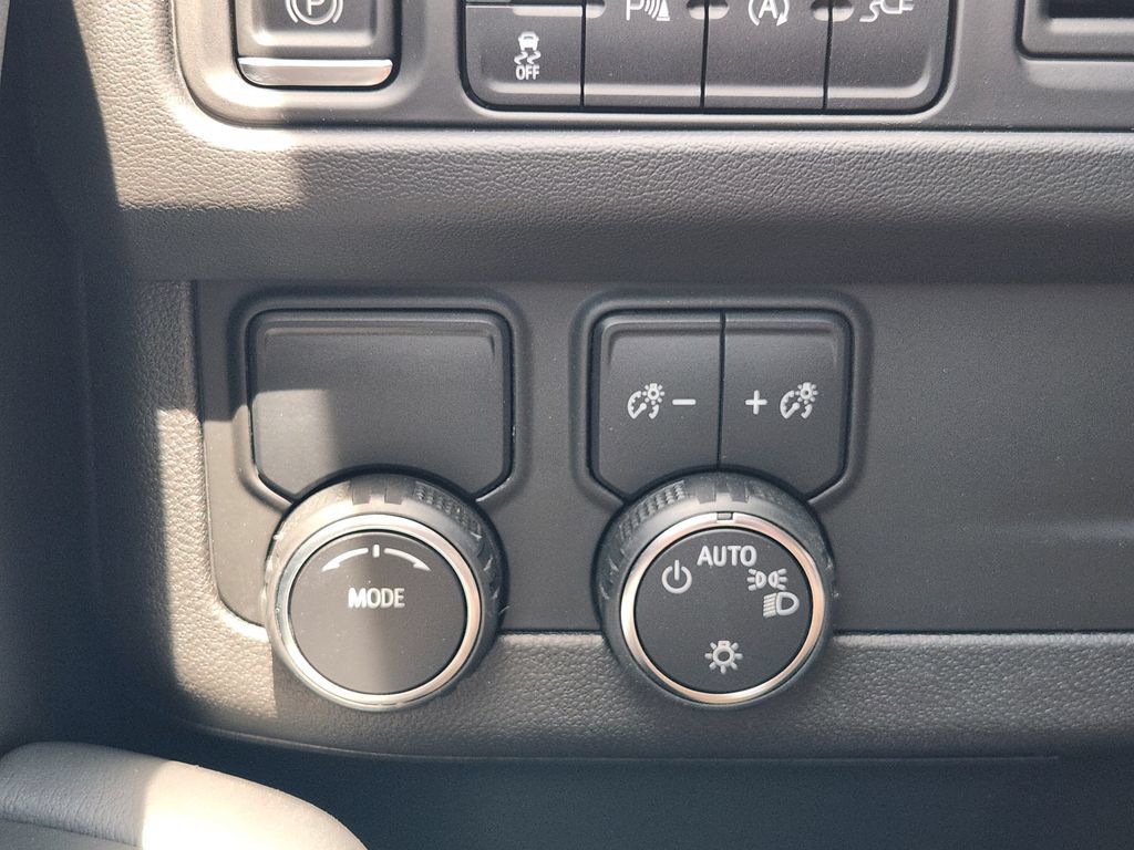 Used 2022 Chevrolet Tahoe RST RWD image 21