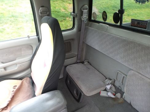 Used 2001 Toyota Tacoma 4x4 Xtracab V6 image 53