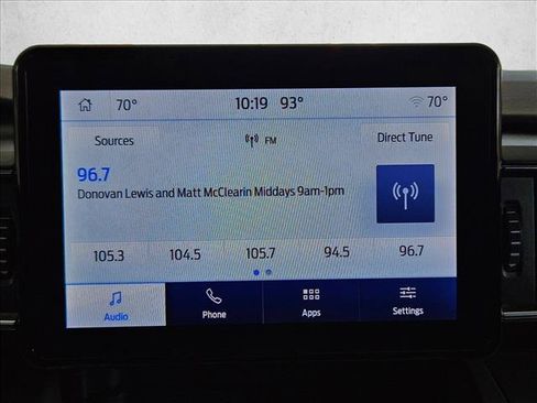 Used 2023 Ford Explorer XLT w/ Equipment Group 202A AWD/4WD image 11