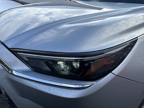 Used 2025 Toyota Grand Highlander AWD image 10