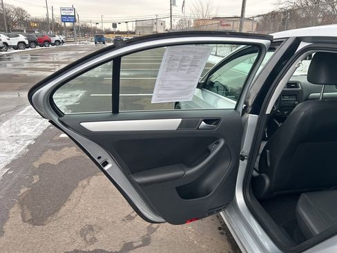 Used 2014 Volkswagen Jetta SE image 13