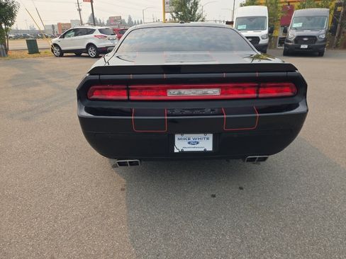 Used 2013 Dodge Challenger R/T Plus RWD image 4