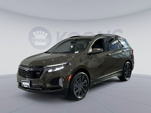 Used 2023 Chevrolet Equinox RS image 1