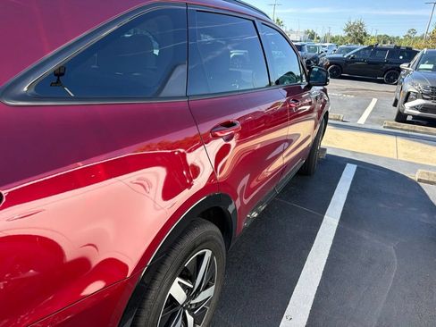 Used 2022 Kia Sorento S w/ Panoramic Sunroof Package FWD image 5