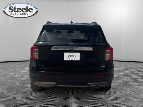 Used 2020 Ford Explorer XLT w/ Equipment Group 202A RWD image 4