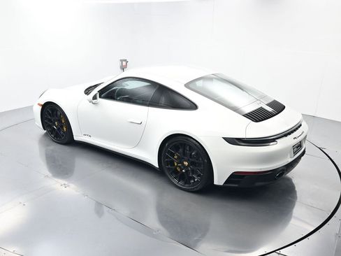 Used 2024 Porsche 911 Carrera GTS image 37