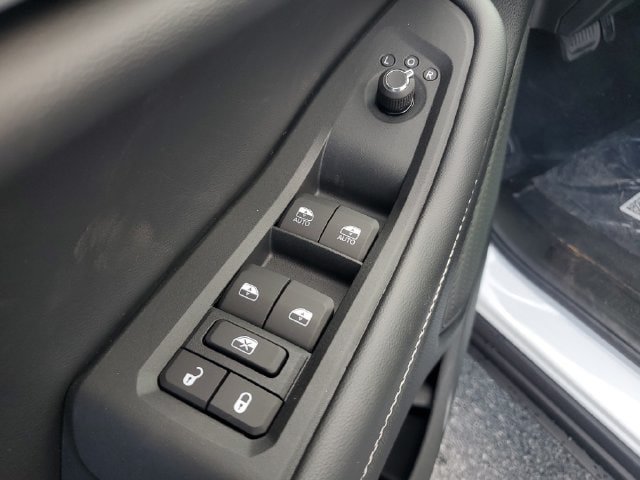 New 2027 Jeep Grand Cherokee Altitude AWD/4WD image 23