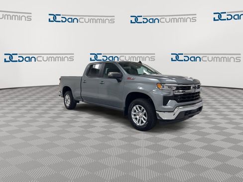 New 2026 Chevrolet Silverado 1500 LT w/ Z71 Off-Road Package image 2