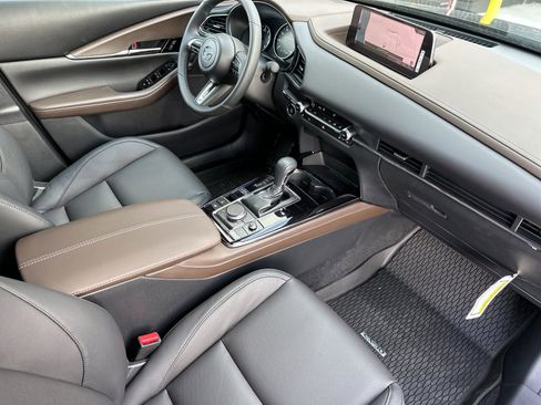 New 2025 MAZDA CX-30 2.5 Turbo w/ Premium Plus Pkg image 18