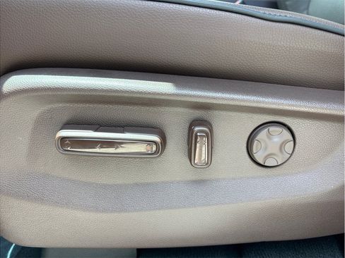Used 2026 Honda Odyssey Touring image 19