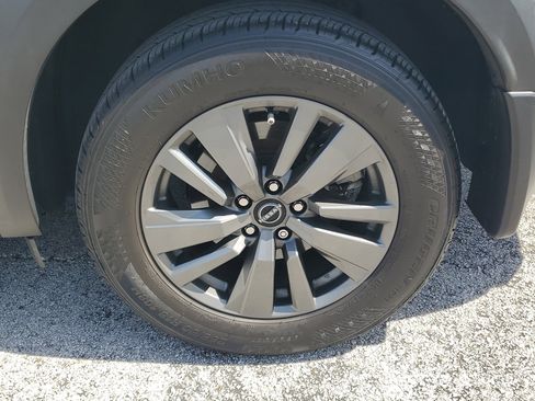 Certified 2022 Nissan Pathfinder SV FWD image 8