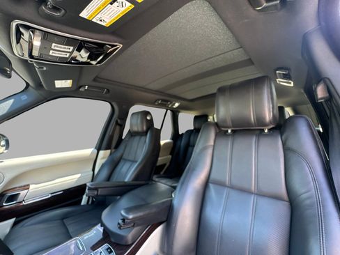 Used 2015 Land Rover Range Rover Supercharged AWD/4WD image 46