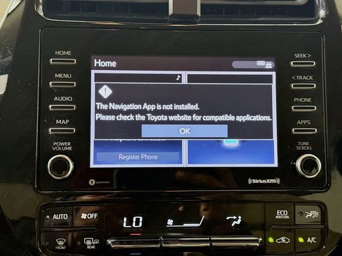 Used 2022 Toyota Prius XLE FWD image 13