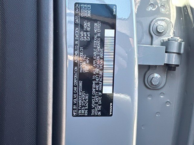 Certified 2024 Volvo XC90 T8 Plus w/ Protection Package Premier AWD/4WD image 33