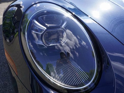 Used 2021 Porsche 911 Carrera RWD image 65