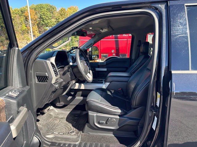 Used 2019 Ford F250 Lariat w/ Lariat Ultimate Package AWD/4WD image 12