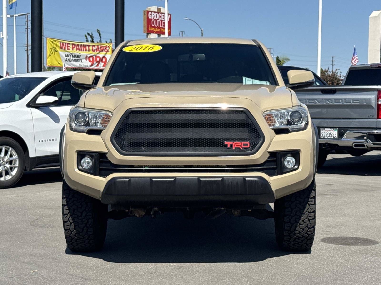 Used 2016 Toyota Tacoma TRD Off-Road w/ Towing Package RWD image 2