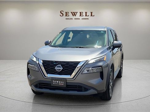 Used 2023 Nissan Rogue SV FWD image 1