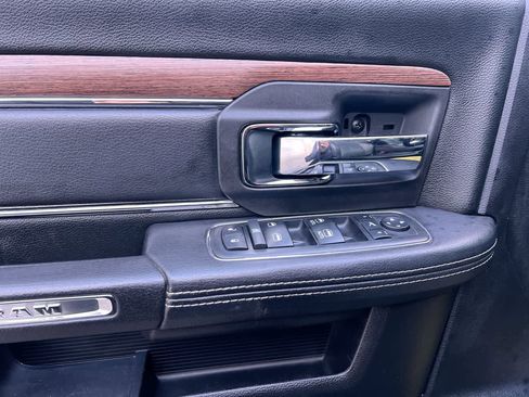 Used 2018 RAM 2500 Laramie AWD/4WD image 13