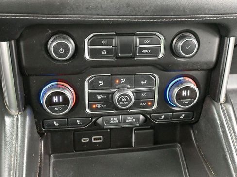 Used 2022 Chevrolet Tahoe LT image 28