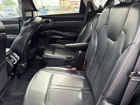 Used 2023 Kia Sorento SX FWD image 14