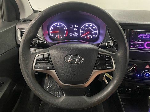 Used 2020 Hyundai Accent SE image 17