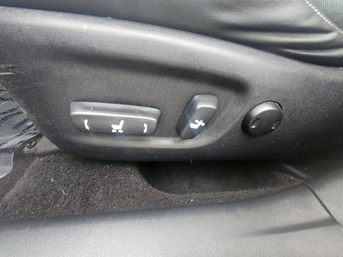 Used 2012 Lexus CT 200h image 33