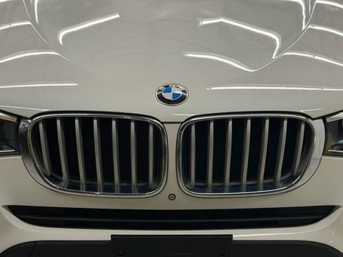 Used 2017 BMW X3 xDrive28i AWD/4WD image 5