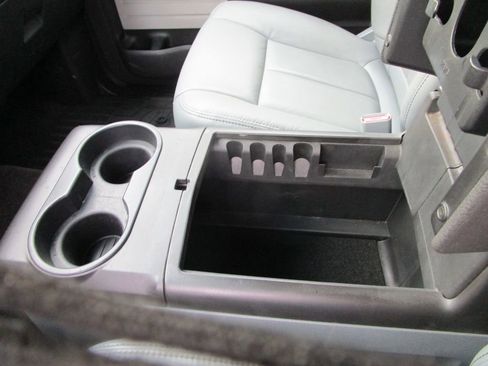 Used 2014 Ford F150 XLT w/ Equipment Group 302A Luxury image 41