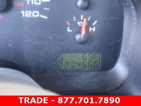 Used 2005 Ford F150 XLT image 18