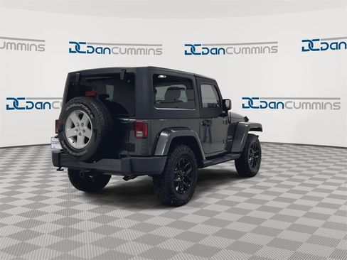 Used 2018 Jeep Wrangler Sport image 8