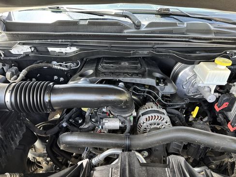 Used 2020 RAM 1500 Big Horn AWD/4WD image 14