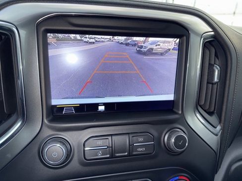 Used 2019 Chevrolet Silverado 1500 LT w/ Texas Edition image 18