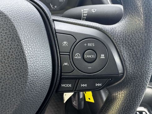 Certified 2025 Toyota Corolla LE AWD/4WD image 21